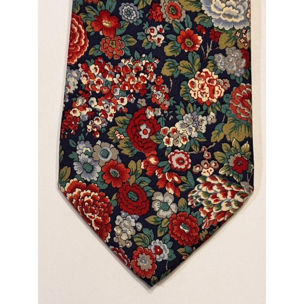 Brooks Brothers Makers Floral All Silk Tie Made In USA Flowers